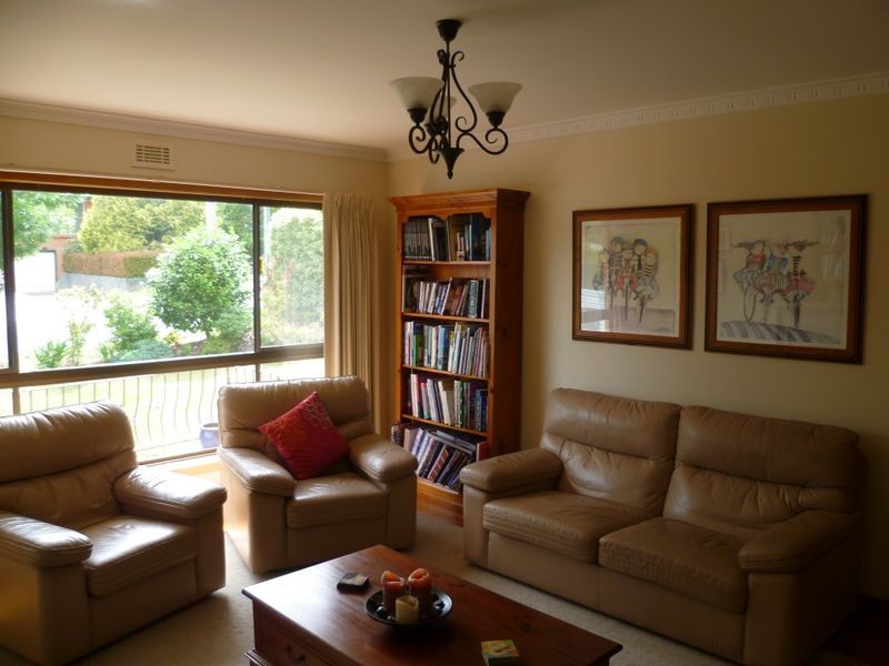 8 Michael Street, Summerhill TAS 7250