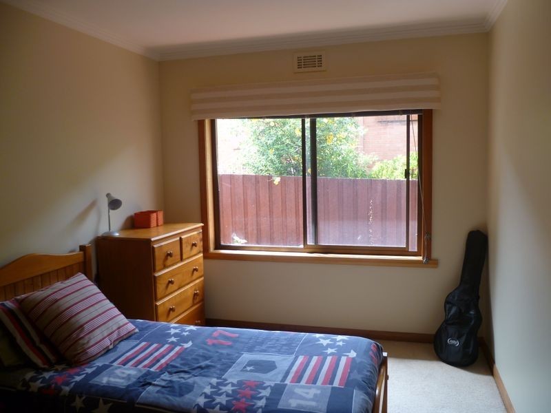 8 Michael Street, Summerhill TAS 7250