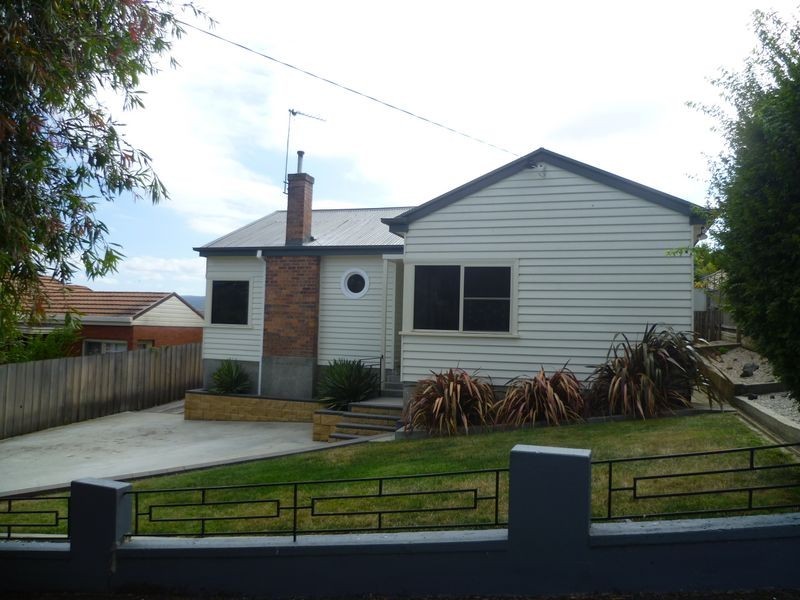 17 Arundel Street, Newstead TAS 7250