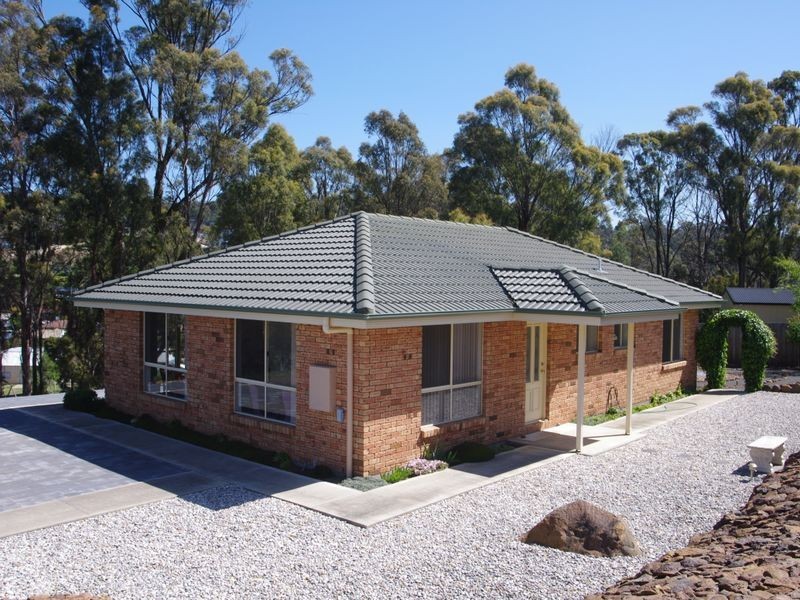 11 Grenadiere Court, Trevallyn TAS 7250