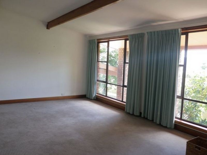 8 Alexander Avenue, West Launceston TAS 7250