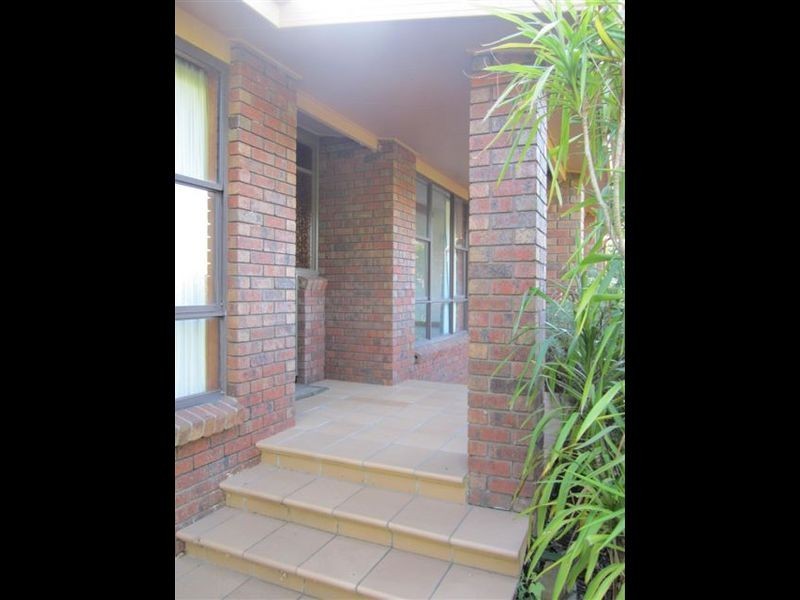 8 Alexander Avenue, West Launceston TAS 7250