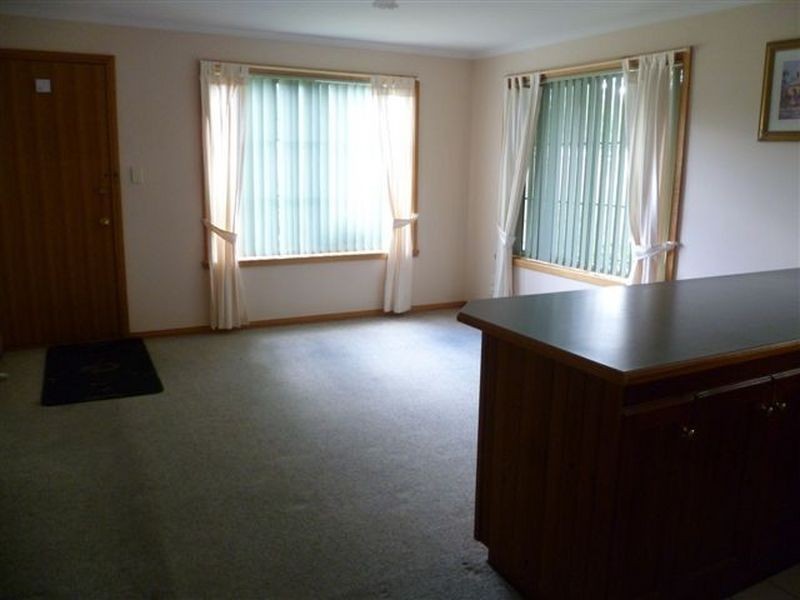 4/6 Rogers Retreat, Newnham TAS 7248