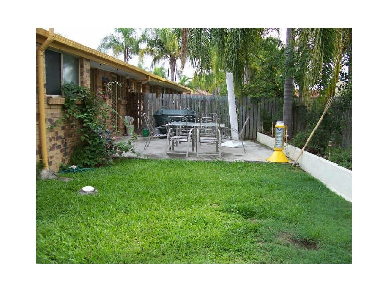 2/50 Galloway Drive, Ashmore QLD 4214