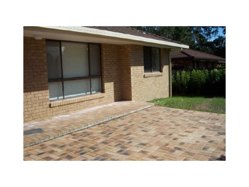 2/188 Currumburra Rd, Ashmore QLD 4214