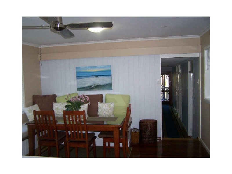 16 Kardella St, Ashmore QLD 4214
