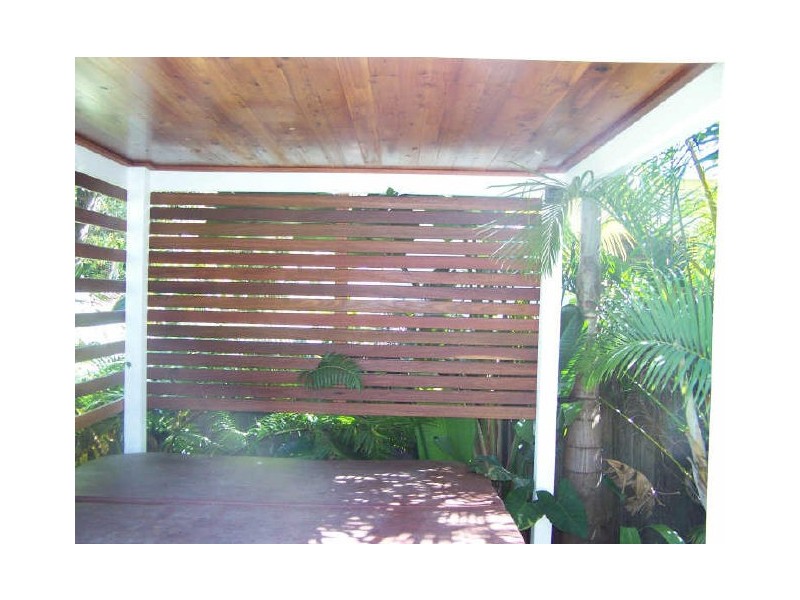 16 Kardella St, Ashmore QLD 4214