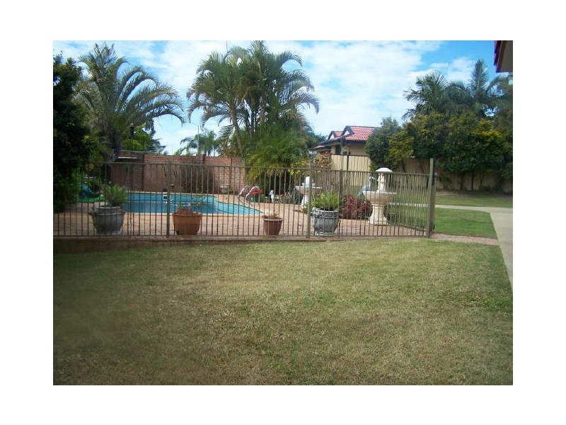 3 Stanton Court, Parkwood QLD 4214