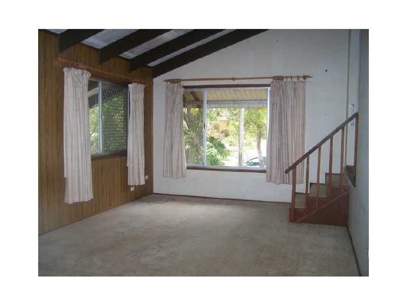 141 Bamboo Avenue, Benowa QLD 4217