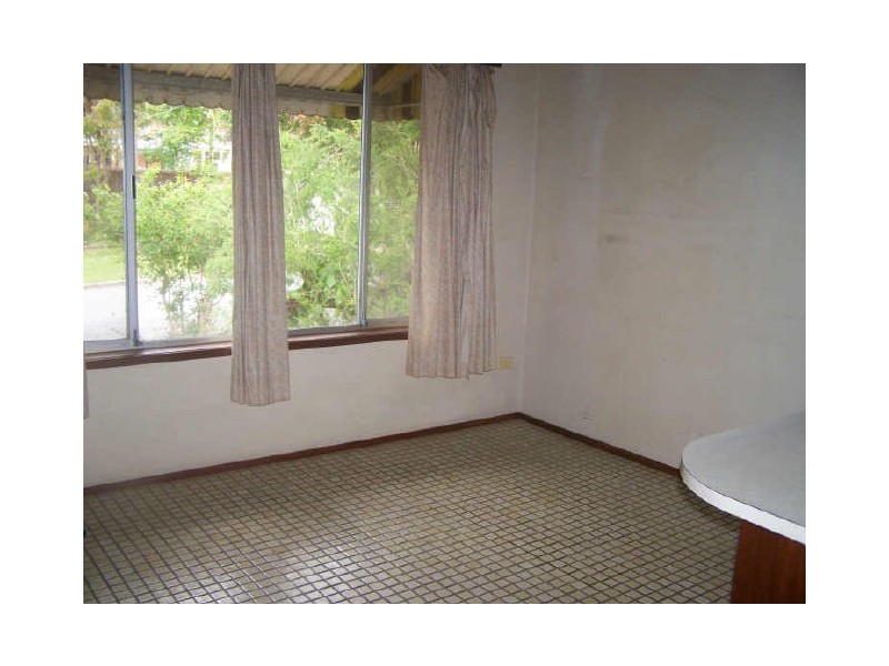 141 Bamboo Avenue, Benowa QLD 4217