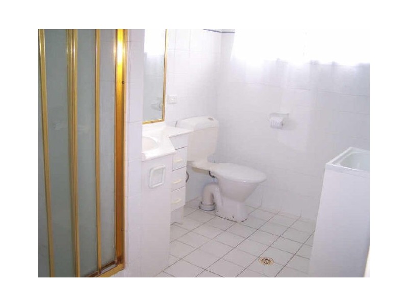 4/32 Messines Crescent, Miami QLD 4220