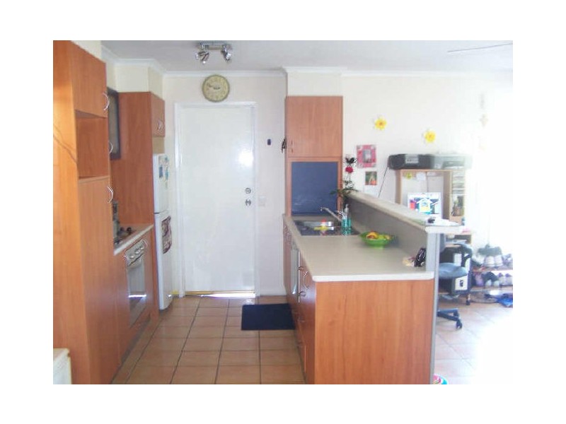 2/5 Morinda Way, Labrador QLD 4215