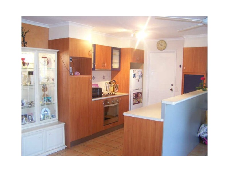 2/5 Morinda Way, Labrador QLD 4215