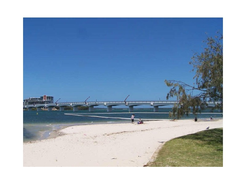 43 Matthew Flinders Drive, Hollywell QLD 4216