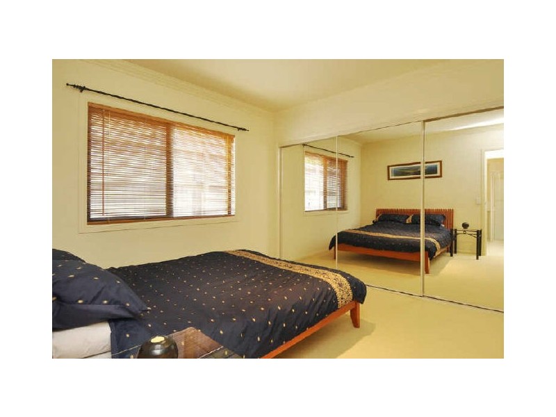 48 Crestwood Drive, Molendinar QLD 4214