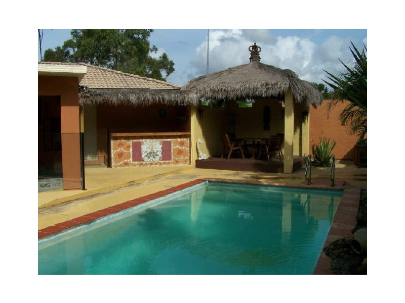 122 Parkwood Bvld, Parkwood QLD 4214