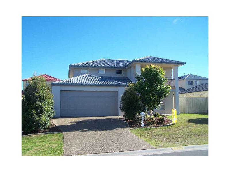 25 Golden Bear Drive, Arundel QLD 4214