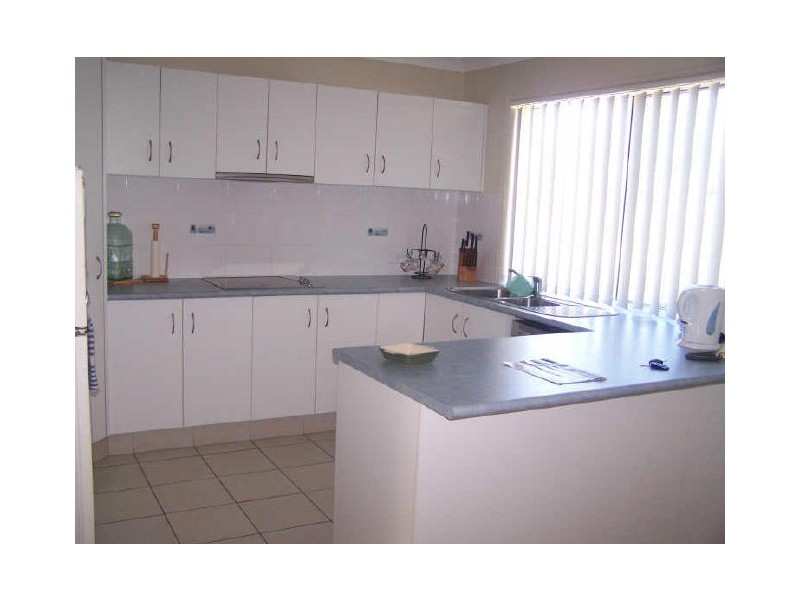 44 Golden Bear Drive, Arundel QLD 4214