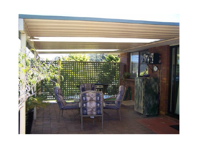 4 Walrus Drive, Ashmore QLD 4214