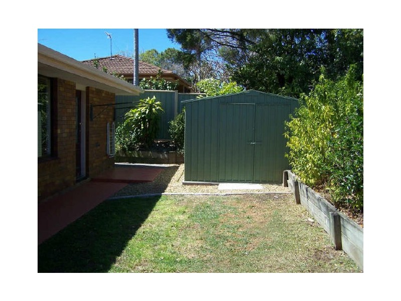 4 Walrus Drive, Ashmore QLD 4214