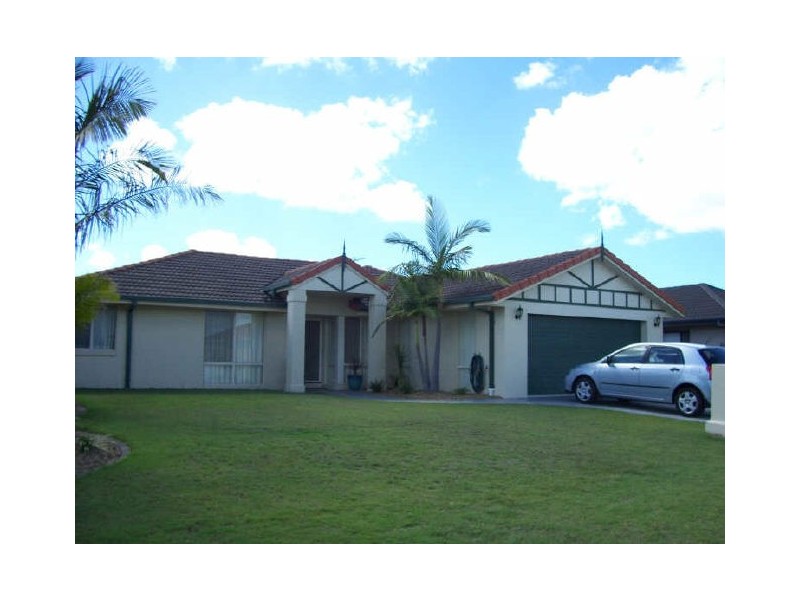 15 Eastbank Tce, Helensvale QLD 4212