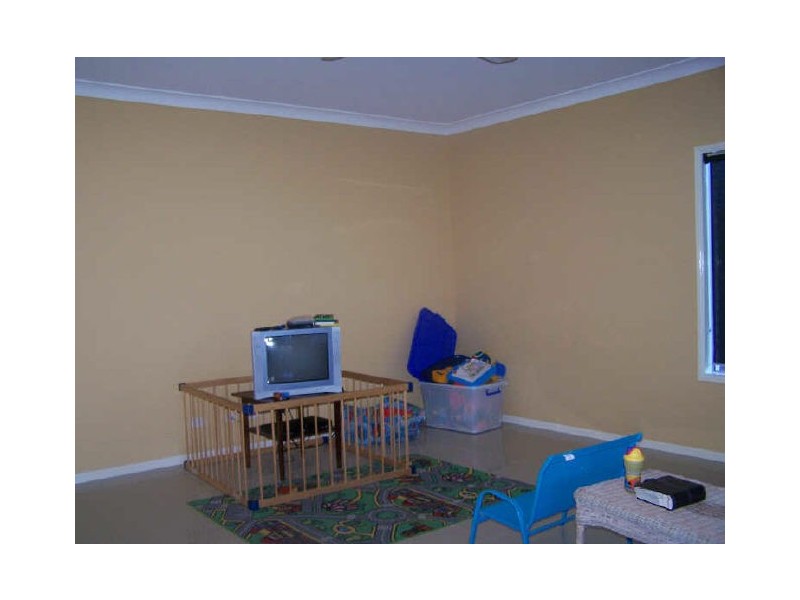 17 Tecoma St, Southport QLD 4215