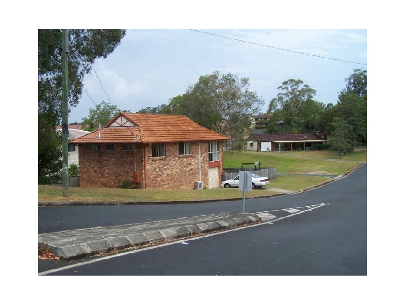 15 Kinarra St, Ashmore QLD 4214