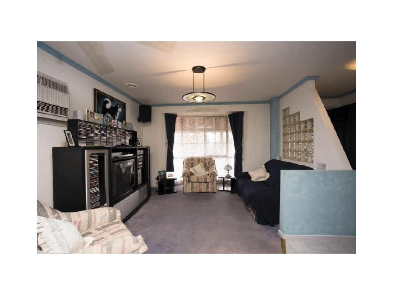 34 Greenhills Drive, Melton VIC 3337