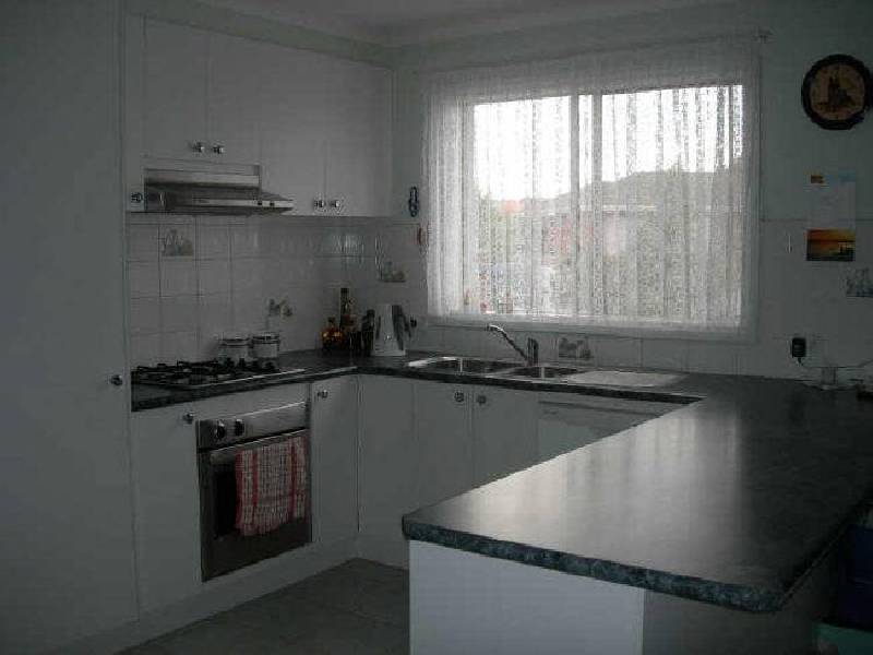 2 Greenhills Drive, Kurunjang VIC 3337