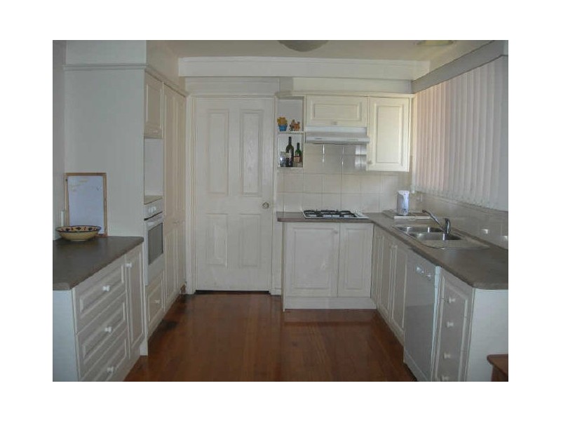 4 Oxley Court, Melton South VIC 3338