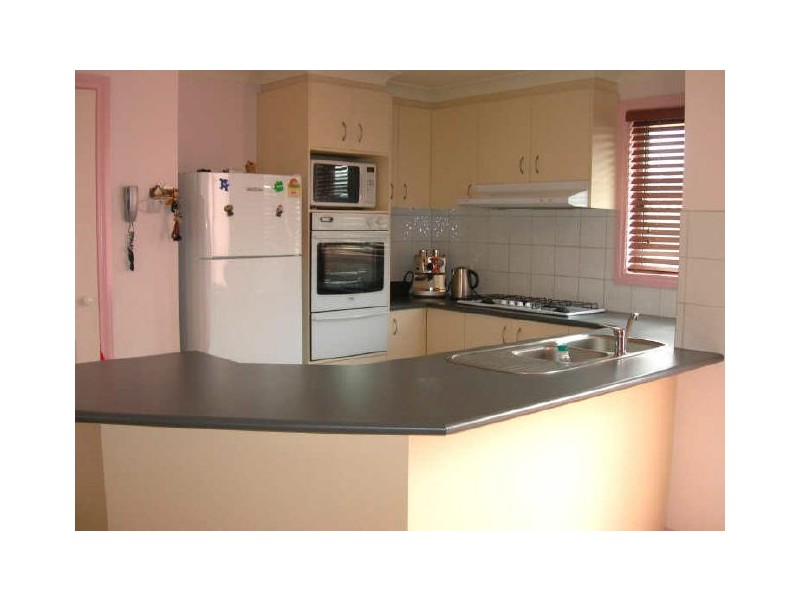 1 Staton Crescent, Melton West VIC 3337