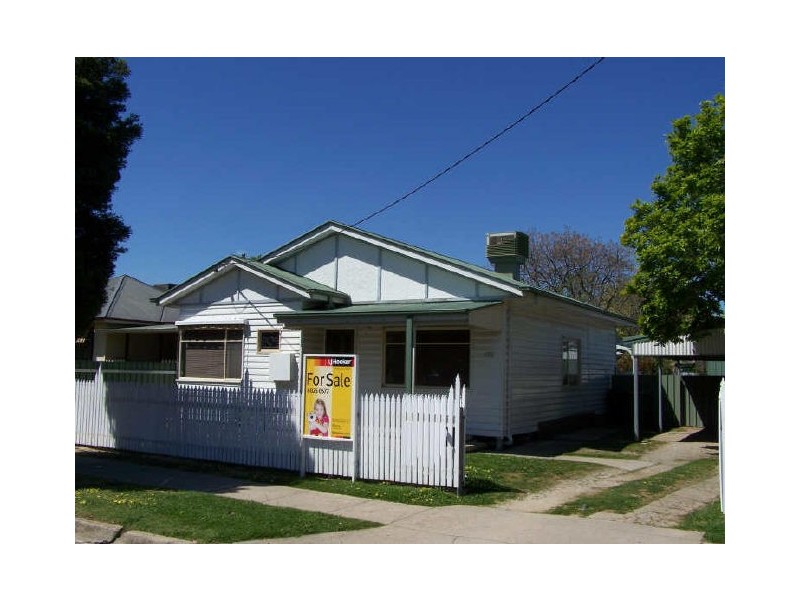 482 Prune Street, Lavington NSW 2641