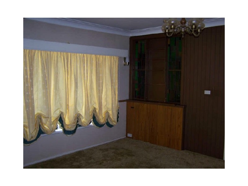 293 Vickers Road, Lavington NSW 2641