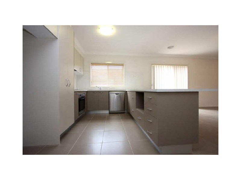 817 Centaur Road, Lavington NSW 2641