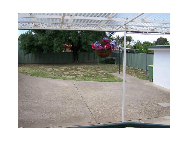 522 Prune Street, Lavington NSW 2641