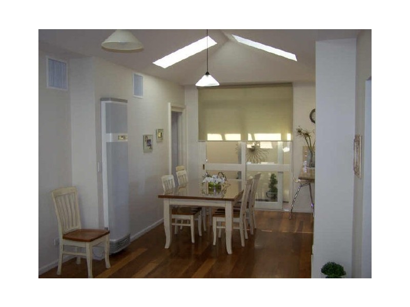 210 Bernhardt Street, East Albury NSW 2640