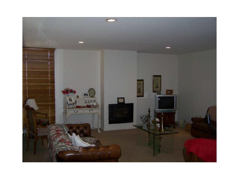 210 Bernhardt Street, East Albury NSW 2640