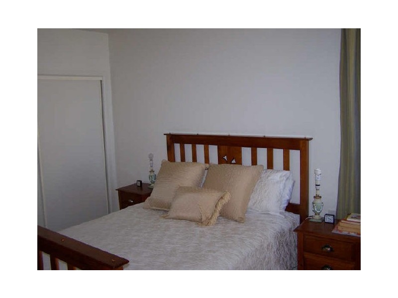 210 Bernhardt Street, East Albury NSW 2640