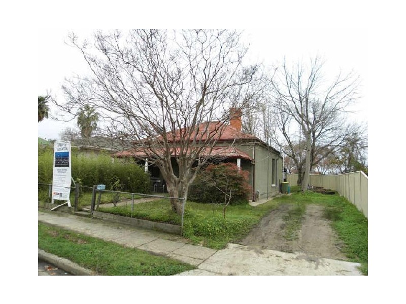 437 Macauley Street, Albury NSW 2640