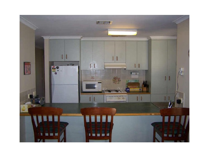 9 Heppner Court, Thurgoona NSW 2640