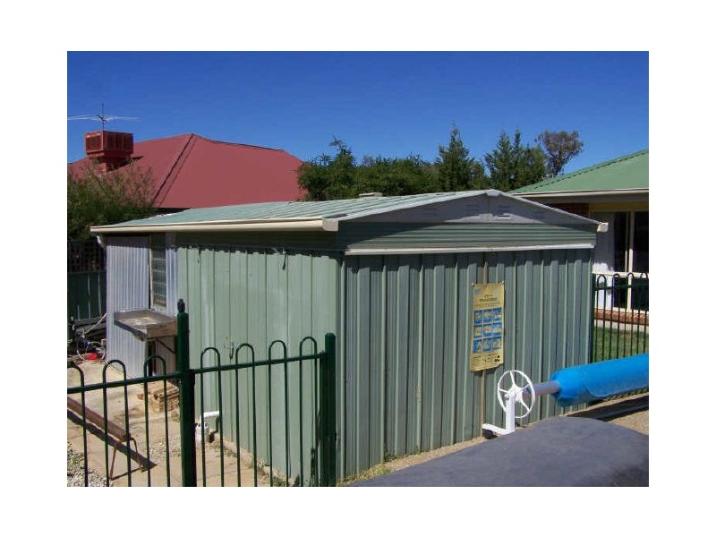 9 Heppner Court, Thurgoona NSW 2640