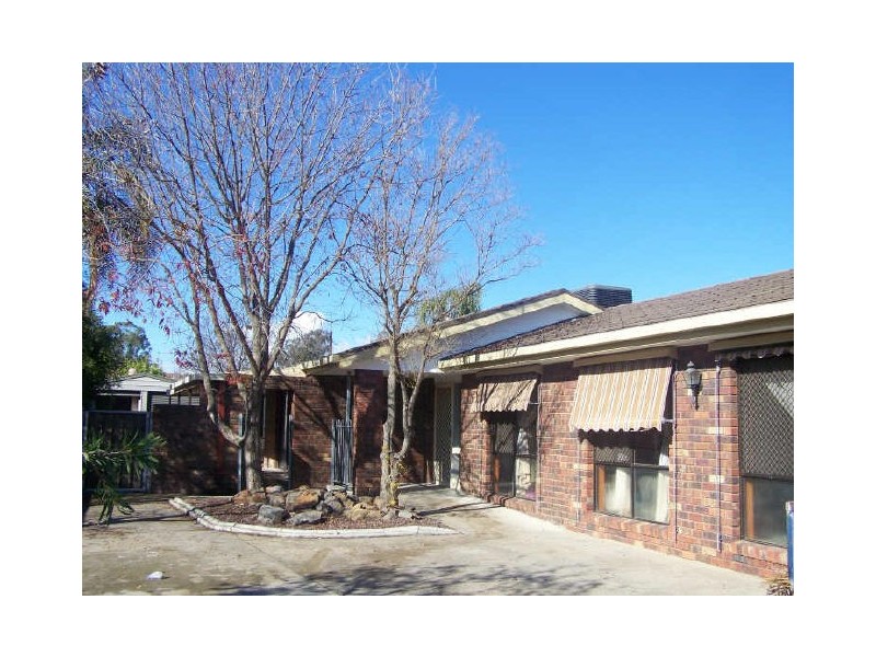 4 Kimberley Court, Lavington NSW 2641