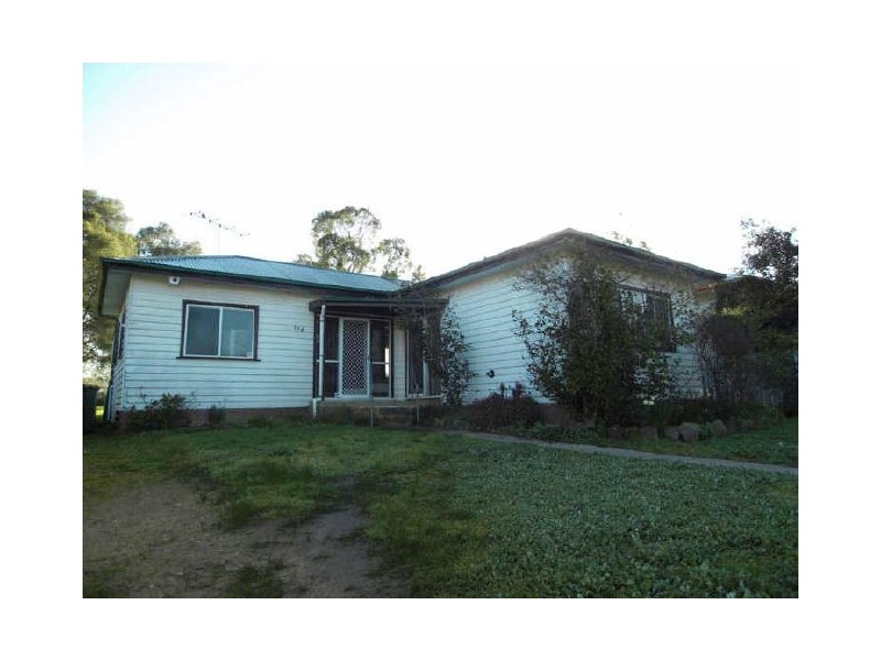 598 Heathwood Avenue, Lavington NSW 2641