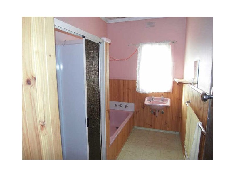 598 Heathwood Avenue, Lavington NSW 2641