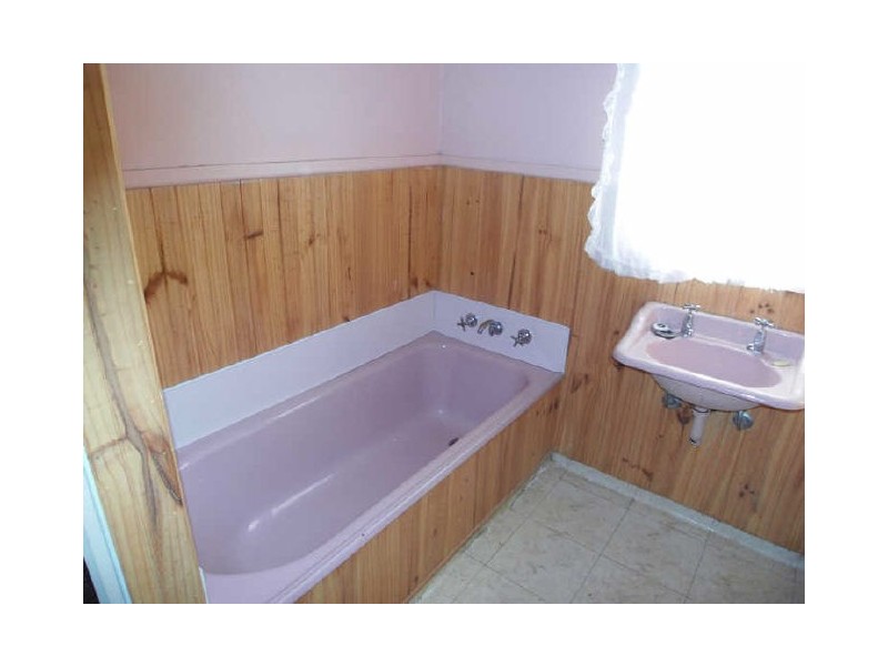 598 Heathwood Avenue, Lavington NSW 2641