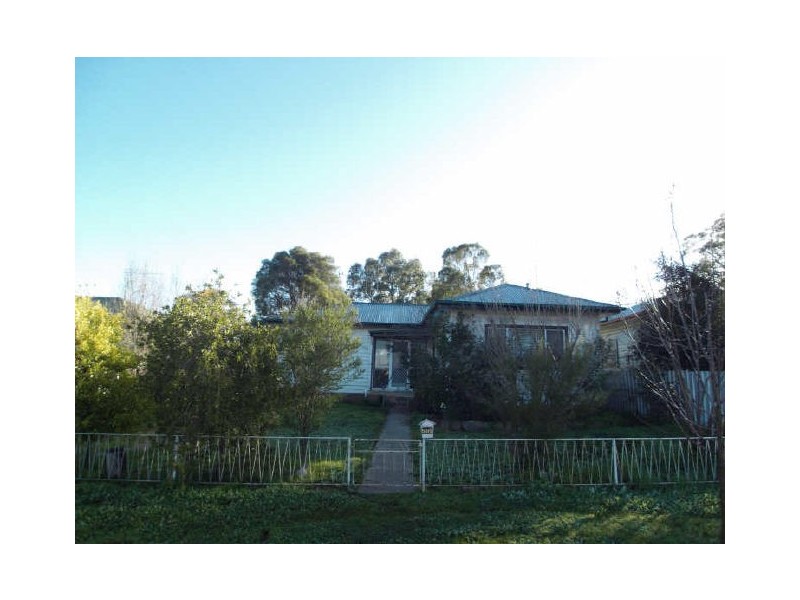 598 Heathwood Avenue, Lavington NSW 2641