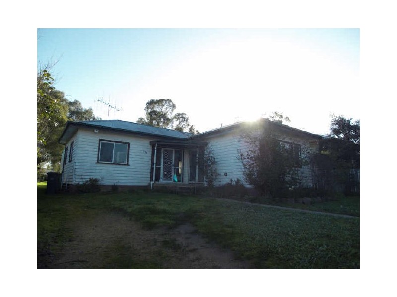 598 Heathwood Avenue, Lavington NSW 2641