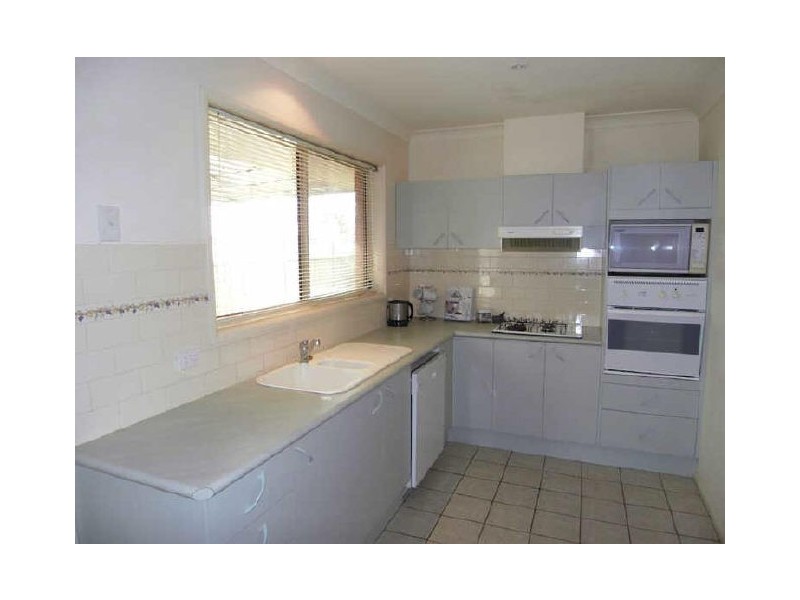 7 Beaus Court, East Albury NSW 2640