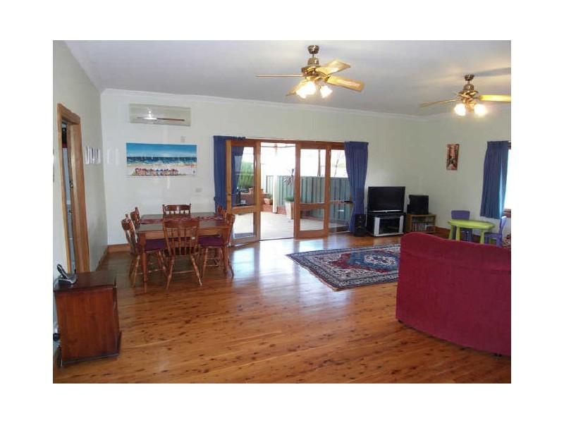 504 Schubach Street, East Albury NSW 2640