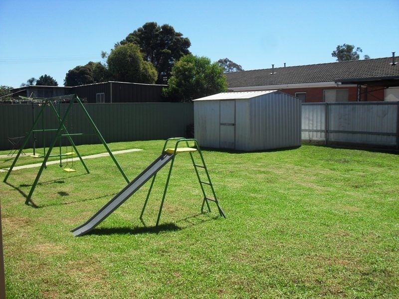 452 Douglas Road, Lavington NSW 2641